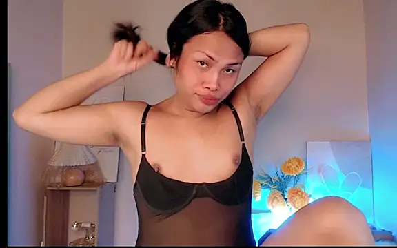 BitchWithTaste online show from 04-11-26, 10:03