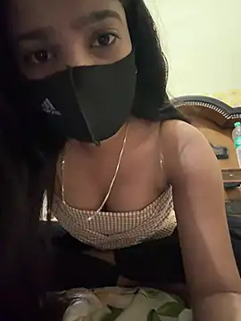 Snapshot of Cutedesigirl chatting on 04-01-26, 05:21 Cutedesigirl online show from 04-01-26, 05:21