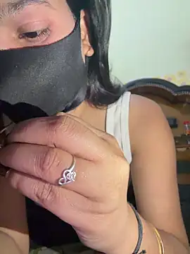 Snapshot of Cutedesigirl chatting on 04-13-26, 07:08 Cutedesigirl online show from 04-13-26, 07:08