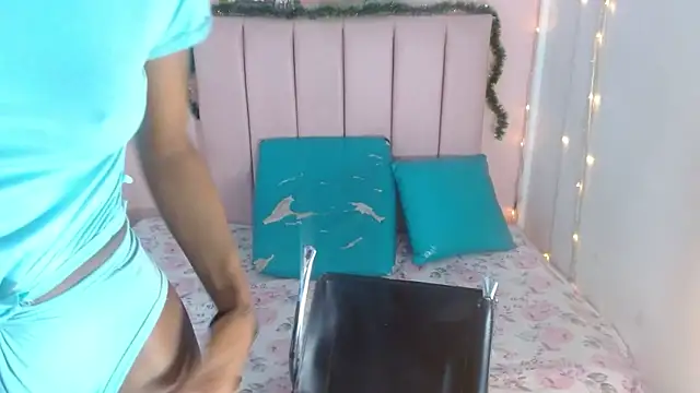 charlothcameronrs707 online show from 03-28-26, 03:00