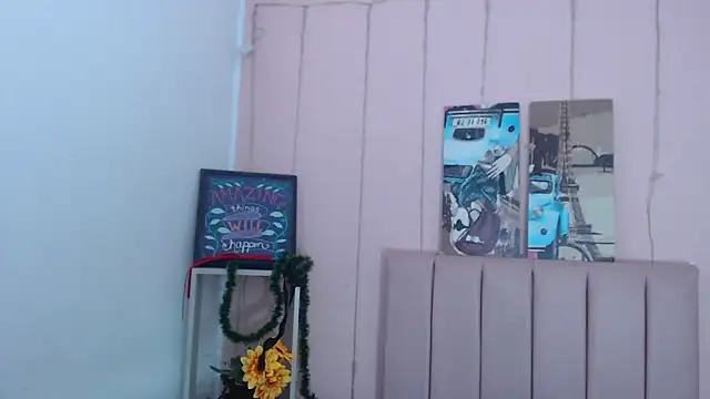 charlothcameronrs707 online show from 04-25-26, 12:08