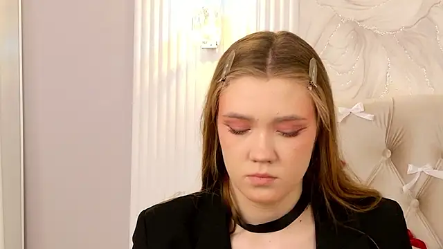 Snapshot of StacyHicks chatting on 02-08-26, 03:26 StacyHicks online show from 02-08-26, 03:26