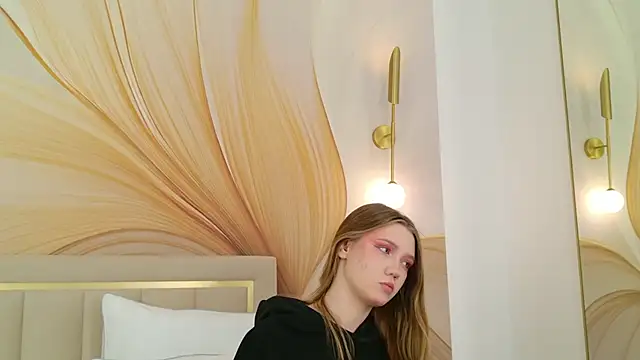 Snapshot of StacyHicks chatting on 02-25-26, 03:10 StacyHicks online show from 02-25-26, 03:10