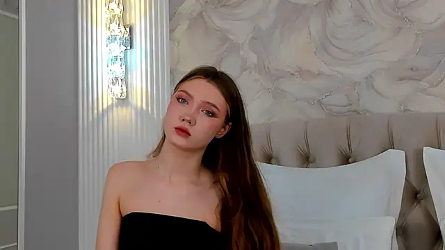 StacyHicks online show from 04-11-26, 03:05