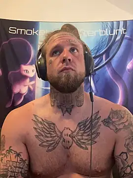 Smokebluntafterblunt online show from 05-19-26, 01:11
