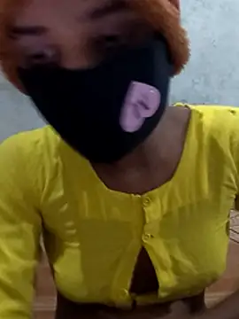 Snapshot of Sexy-pore-789 chatting on 02-13-26, 11:39 Sexy-pore-789 online show from 02-13-26, 11:39