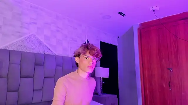 AngelDoll 1 online show from 02-21-26, 04:35