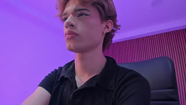 Snapshot of AngelDoll_1 chatting on 03-21-26, 04:50 AngelDoll 1 online show from 03-21-26, 04:50