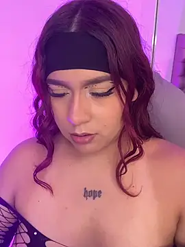 Snapshot of Wen_01 chatting on 03-07-26, 11:29 Wen 01 online show from 03-07-26, 11:29