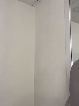 Snapshot of Wen_01 chatting on 03-18-26, 11:24 Wen 01 online show from 03-18-26, 11:24