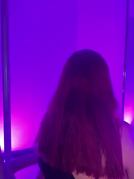 Snapshot of Wen_01 chatting on 03-27-26, 11:21 Wen 01 online show from 03-27-26, 11:21