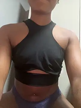 Snapshot of MusaNatacha chatting on 02-08-26, 05:27 MusaNatacha online show from 02-08-26, 05:27