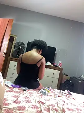 Snapshot of MusaNatacha chatting on 02-10-26, 01:48 MusaNatacha online show from 02-10-26, 01:48