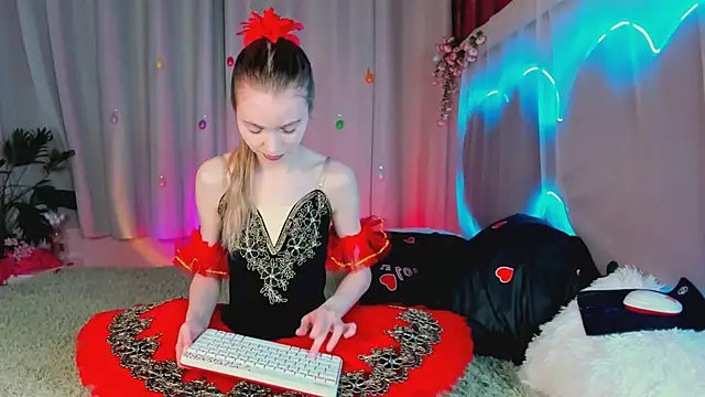 Snapshot of lada2k4 chatting on 04-14-26, 05:57 lada2k4 online show from 04-14-26, 05:57