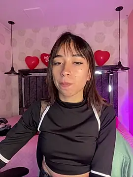 Snapshot of alahia_pink chatting on 02-24-26, 04:21 alahia pink online show from 02-24-26, 04:21