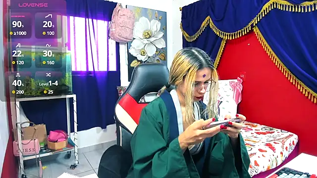 Snapshot of Angel_Dust420 chatting on 03-07-26, 07:22 Angel Dust420 online show from 03-07-26, 07:22