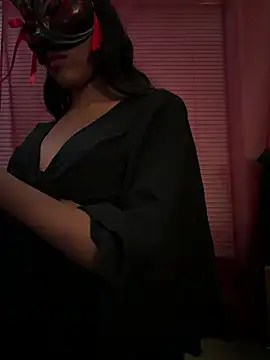 LadyKitsune online show from 02-14-26, 06:32