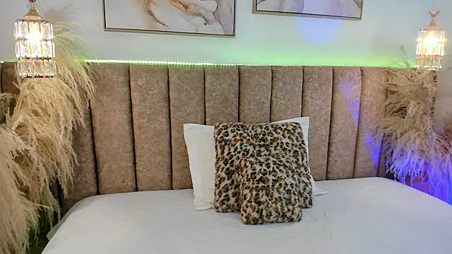 Yaasmin  online show from 02-11-26, 06:57