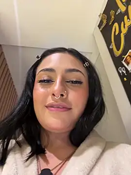 Nanda vixen  online show from 05-16-26, 12:18