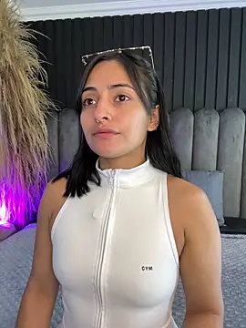 Nanda vixen  online show from 05-21-26, 11:01