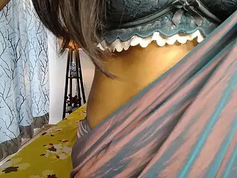 Snapshot of _Shanvii_ chatting on 03-23-26, 04:16 Shanvii online show from 03-23-26, 04:16