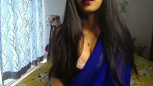 Snapshot of _Shanvii_ chatting on 04-08-26, 04:23 Shanvii online show from 04-08-26, 04:23