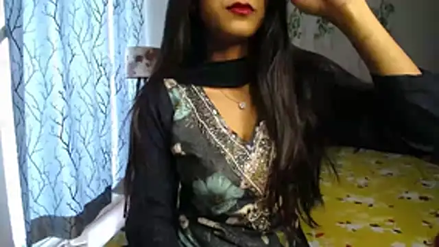 Snapshot of _Shanvii_ chatting on 04-09-26, 06:30 Shanvii online show from 04-09-26, 06:30