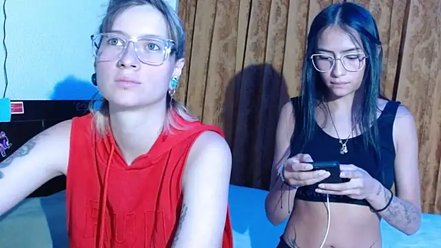 Snapshot of mi4_sk chatting on 02-10-26, 02:59 mi4 sk online show from 02-10-26, 02:59