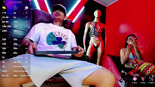 Snapshot of Damian-and-Camerum chatting on 02-25-26, 03:05 Damian-and-Camerum online show from 02-25-26, 03:05