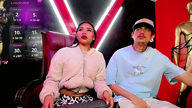 Snapshot of Damian-and-Camerum chatting on 02-26-26, 03:16 Damian-and-Camerum online show from 02-26-26, 03:16