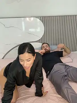 Snapshot of hotcouplexx1 chatting on 02-25-26, 02:32 hotcouplexx1 online show from 02-25-26, 02:32