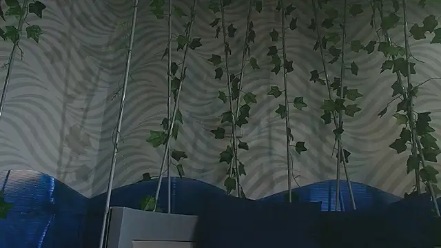 ItsZairen online show from 03-15-26, 03:45