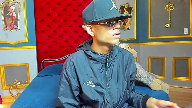 ItsZairen online show from 03-28-26, 03:39