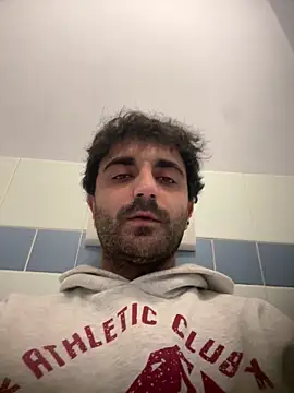 Snapshot of elia2711 chatting on 02-16-26, 08:27 elia2711 online show from 02-16-26, 08:27