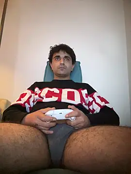 elia2711 online show from 03-11-26, 12:16