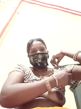 Snapshot of Kirti_sacsena chatting on 03-14-26, 10:37 Kirti sacsena online show from 03-14-26, 10:37