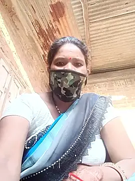 Snapshot of Kirti_sacsena chatting on 03-18-26, 02:04 Kirti sacsena online show from 03-18-26, 02:04