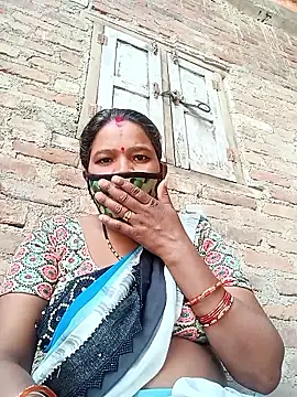 Snapshot of Kirti_sacsena chatting on 04-07-26, 09:10 Kirti sacsena online show from 04-07-26, 09:10