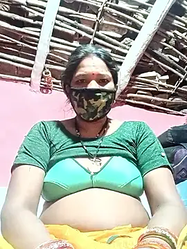 Snapshot of Kirti_sacsena chatting on 04-14-26, 11:33 Kirti sacsena online show from 04-14-26, 11:33