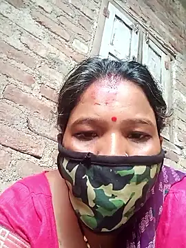 Snapshot of Kirti_sacsena chatting on 04-26-26, 08:34 Kirti sacsena online show from 04-26-26, 08:34