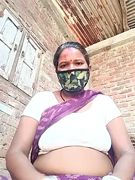 Snapshot of Kirti_sacsena chatting on 04-28-26, 09:14 Kirti sacsena online show from 04-28-26, 09:14