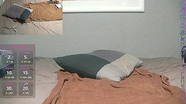 Snapshot of Erotic-Masseuse-Alan chatting on 06-07-26, 09:46 Erotic-Masseuse-Alan online show from 06-07-26, 09:46