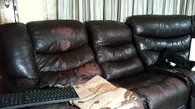 Caramel-Diva online show from 04-14-26, 04:51