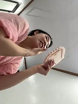 Snapshot of cuty_lusy chatting on 02-27-26, 03:39 cuty lusy online show from 02-27-26, 03:39