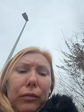 Snapshot of JenyJanys chatting on 02-19-26, 01:18 JenyJanys online show from 02-19-26, 01:18