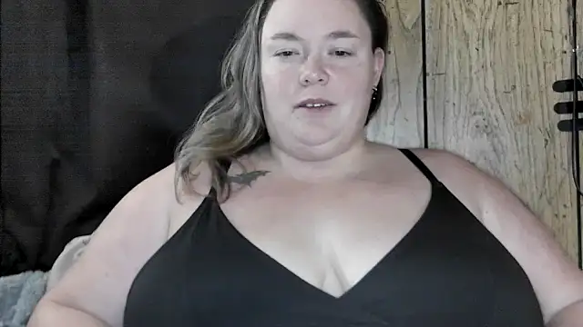 Snapshot of ladylynn13 chatting on 02-24-26, 11:14 ladylynn13 online show from 02-24-26, 11:14