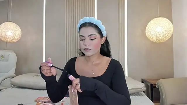 eva lain online show from 07-20-26, 12:07