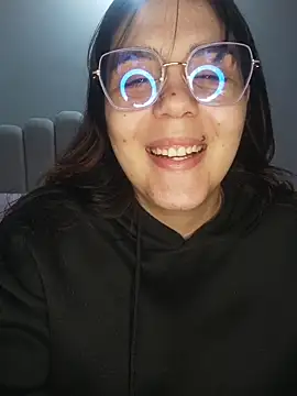 its lauu  online show from 03-08-26, 03:43