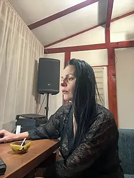 MiriamDelyn online show from 04-09-26, 05:29