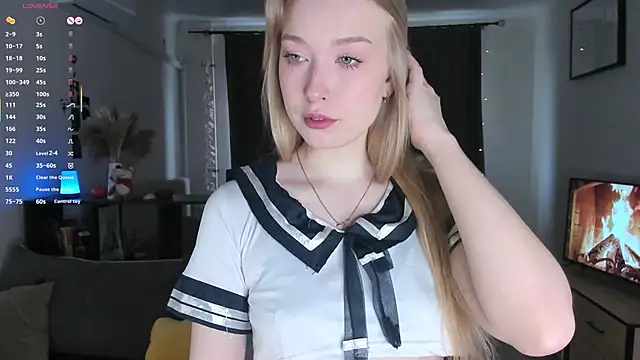 Snapshot of AmyLouWood chatting on 02-23-26, 07:39 AmyLouWood online show from 02-23-26, 07:39